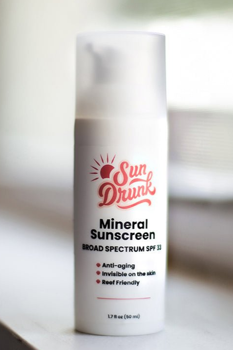 mineral-sunscreen-broad-spectrum-spf33-253620_a21a2643-83b0-4941-8882-87af0537bb52.png